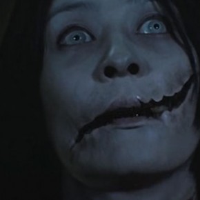 A Slit-Mouthed Woman (2007)